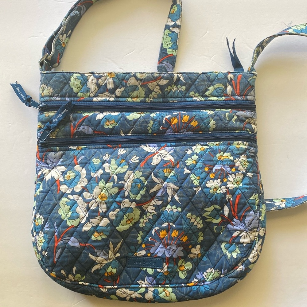 Vera Bradley Floral Burst trio zip hipster